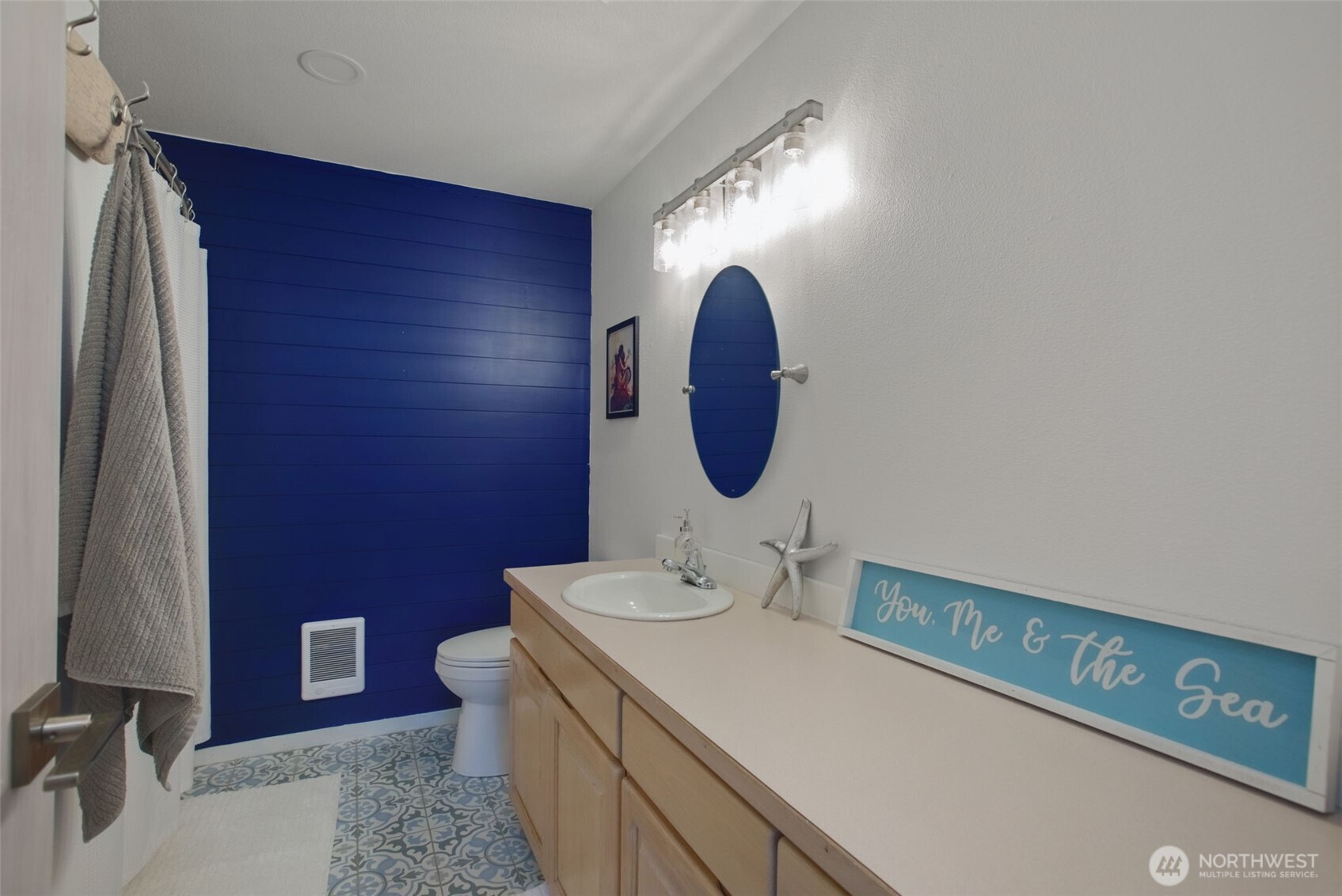 281 Ne Lakeshore Drive Property Photo 18