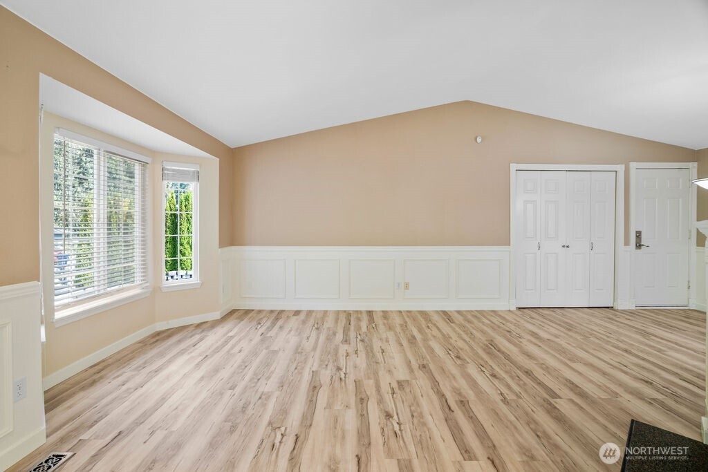 13002 17th Street Property Photo 6