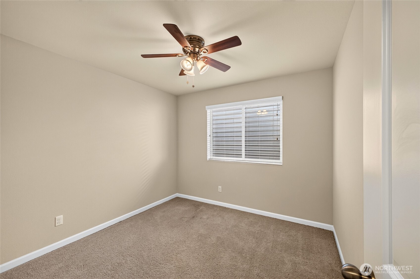 17512 93rd Avenue Ct Property Photo 16