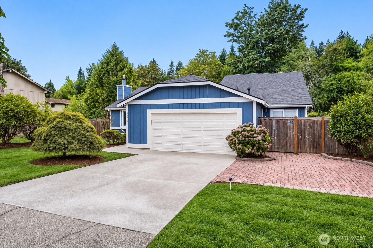 14325 102 Avenue Property Photo 1