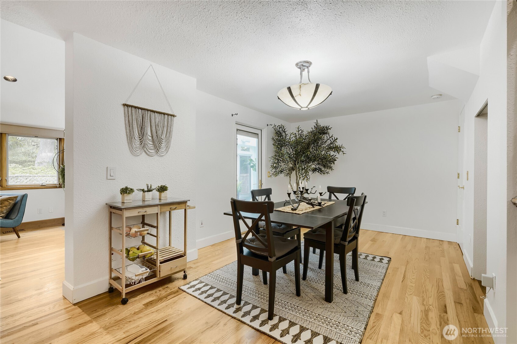 14325 102 Avenue Property Photo 9
