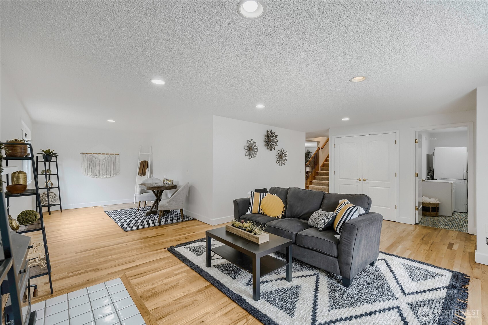 14325 102 Avenue Property Photo 12