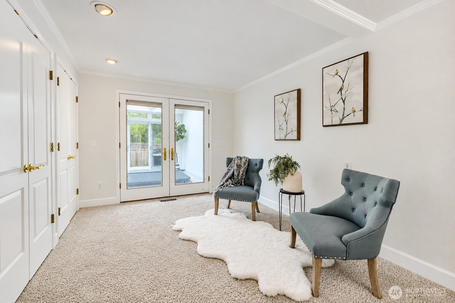 14325 102 Avenue Property Photo 14