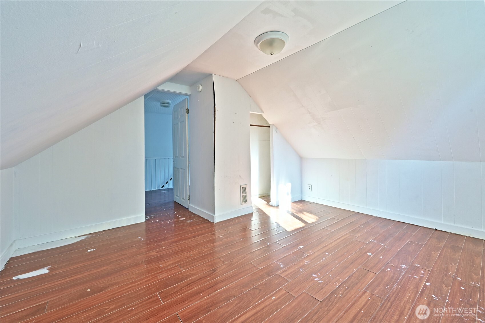 917 Cogean Property Photo 25