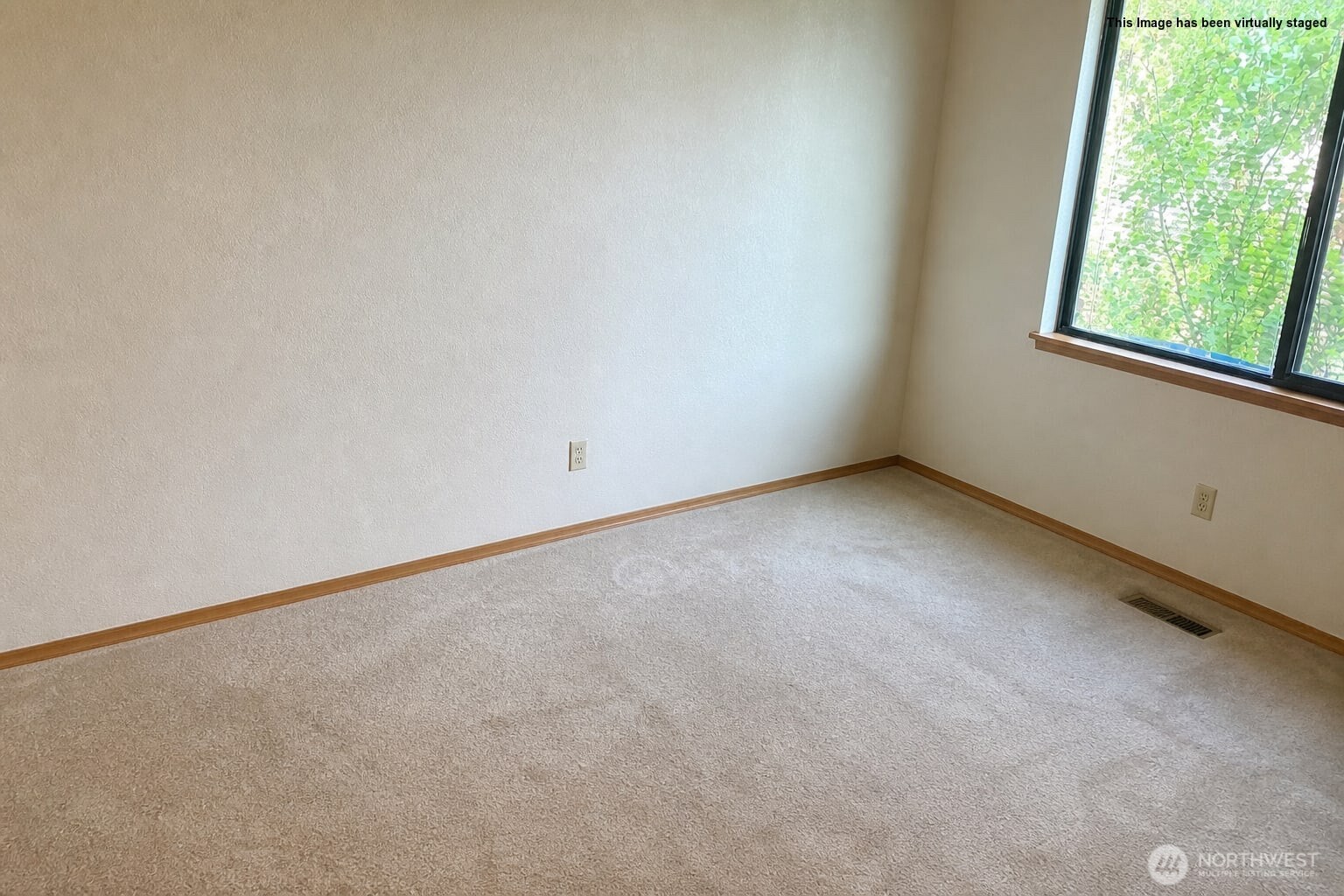 5126 S 11th Street Property Photo 7
