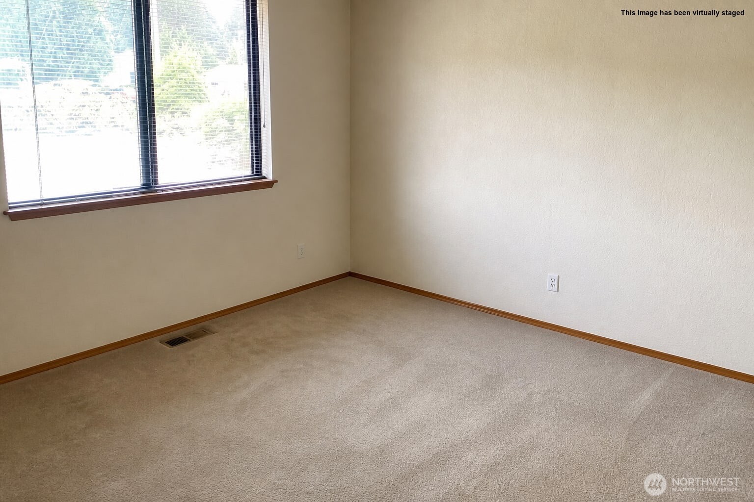 5126 S 11th Street Property Photo 10