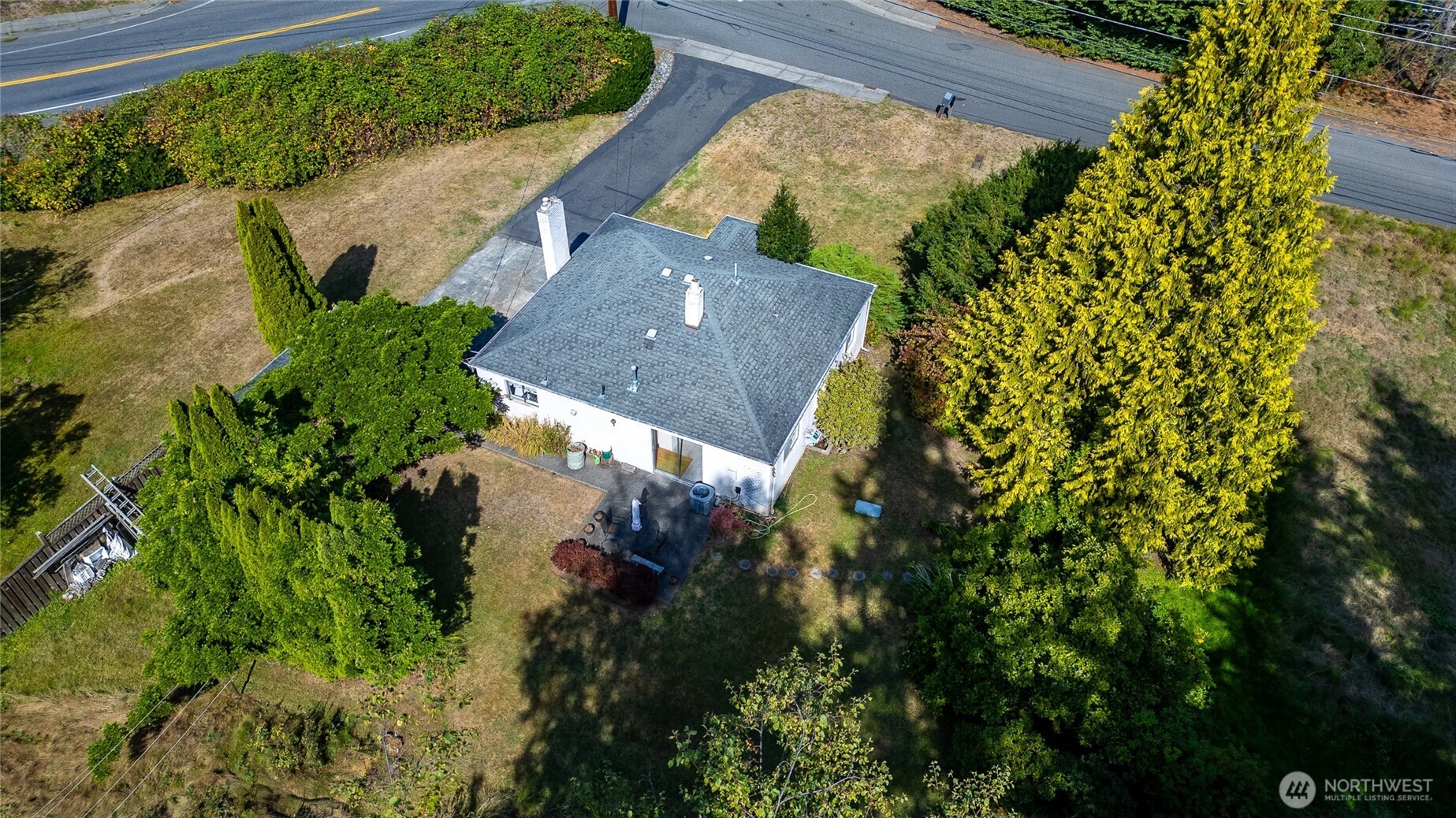 3225 Mcleod Road Property Photo 3