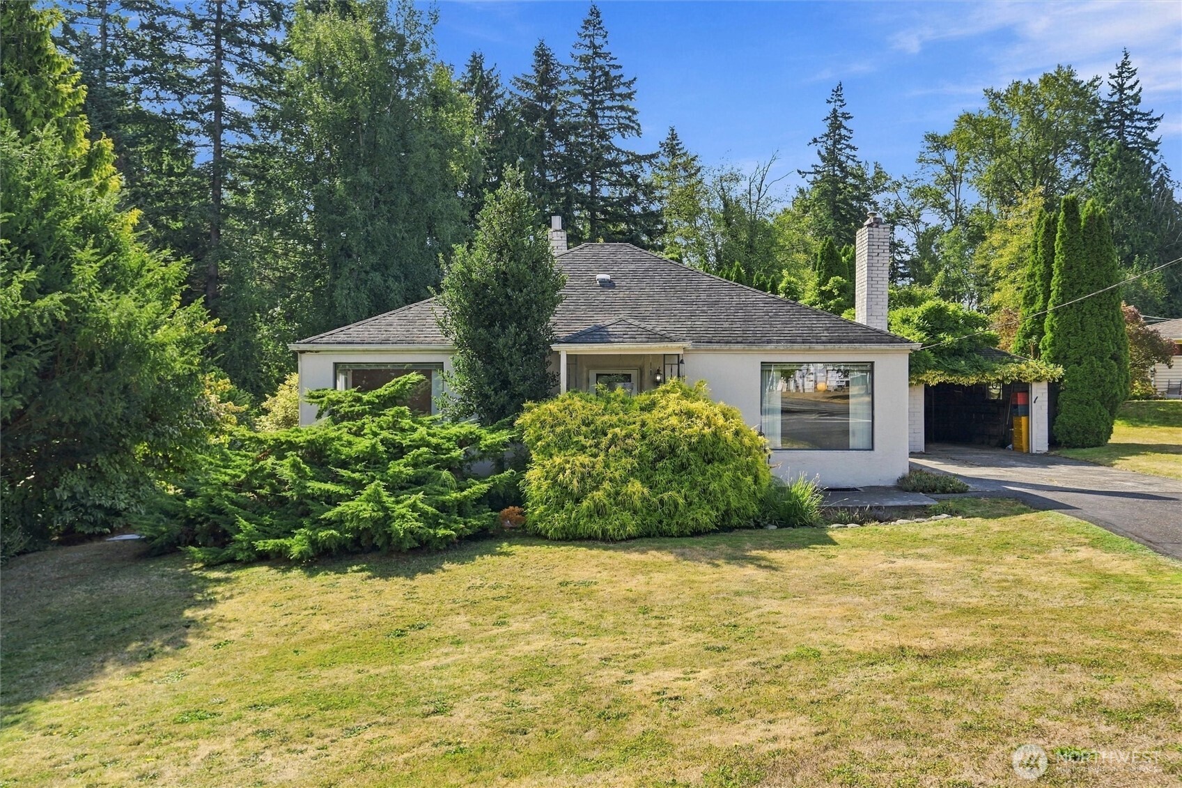 3225 Mcleod Road Property Photo 5