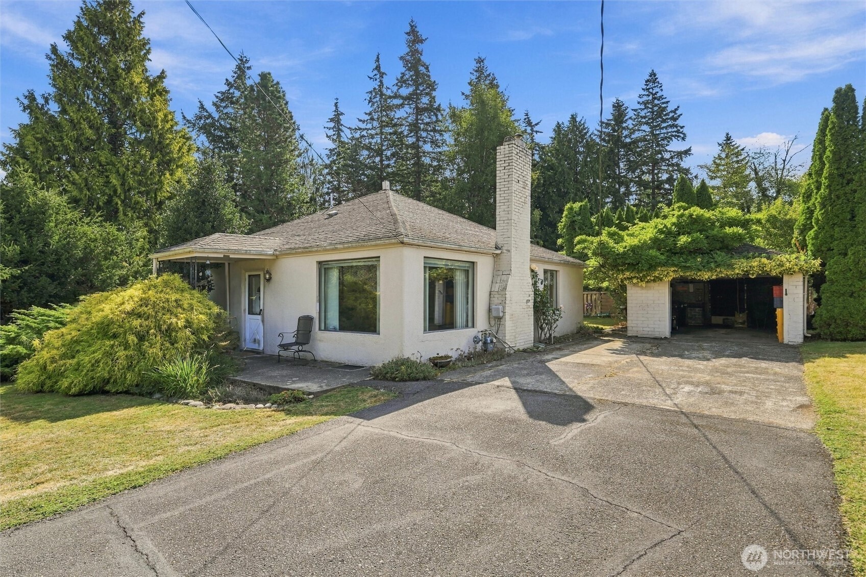 3225 Mcleod Road Property Photo 7