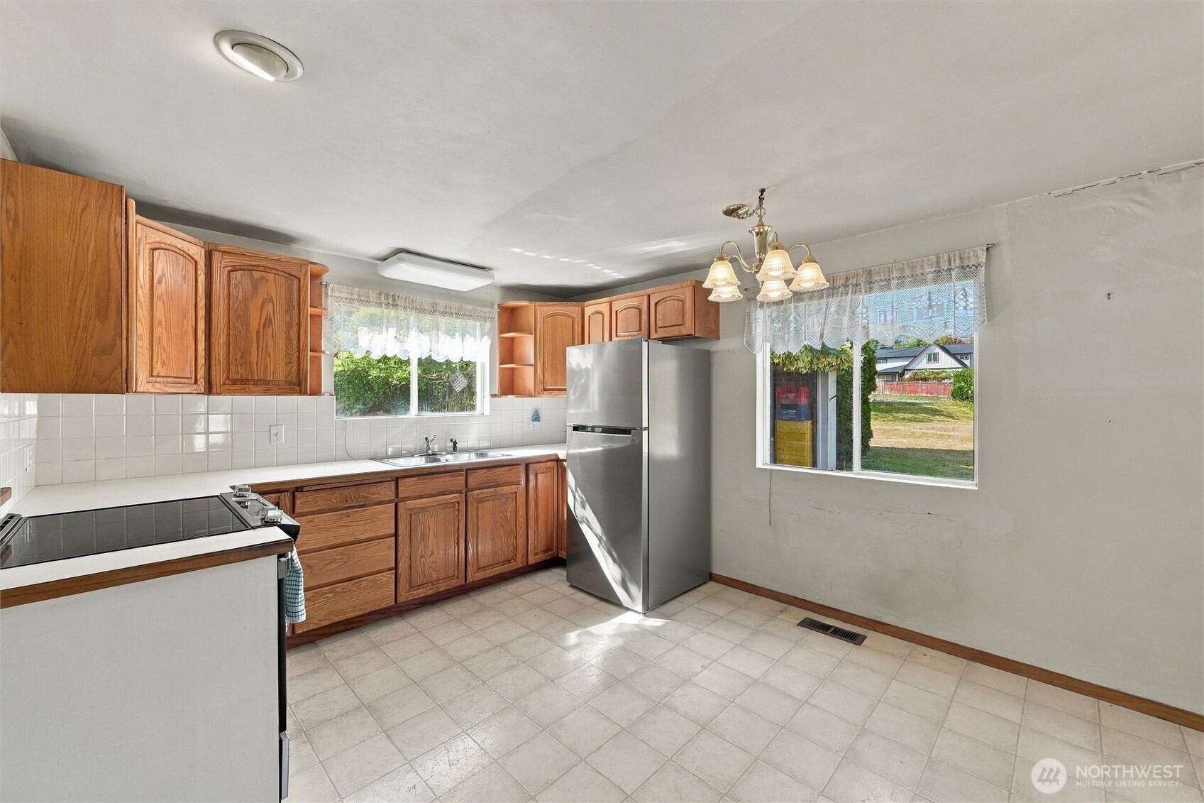 3225 Mcleod Road Property Photo 16