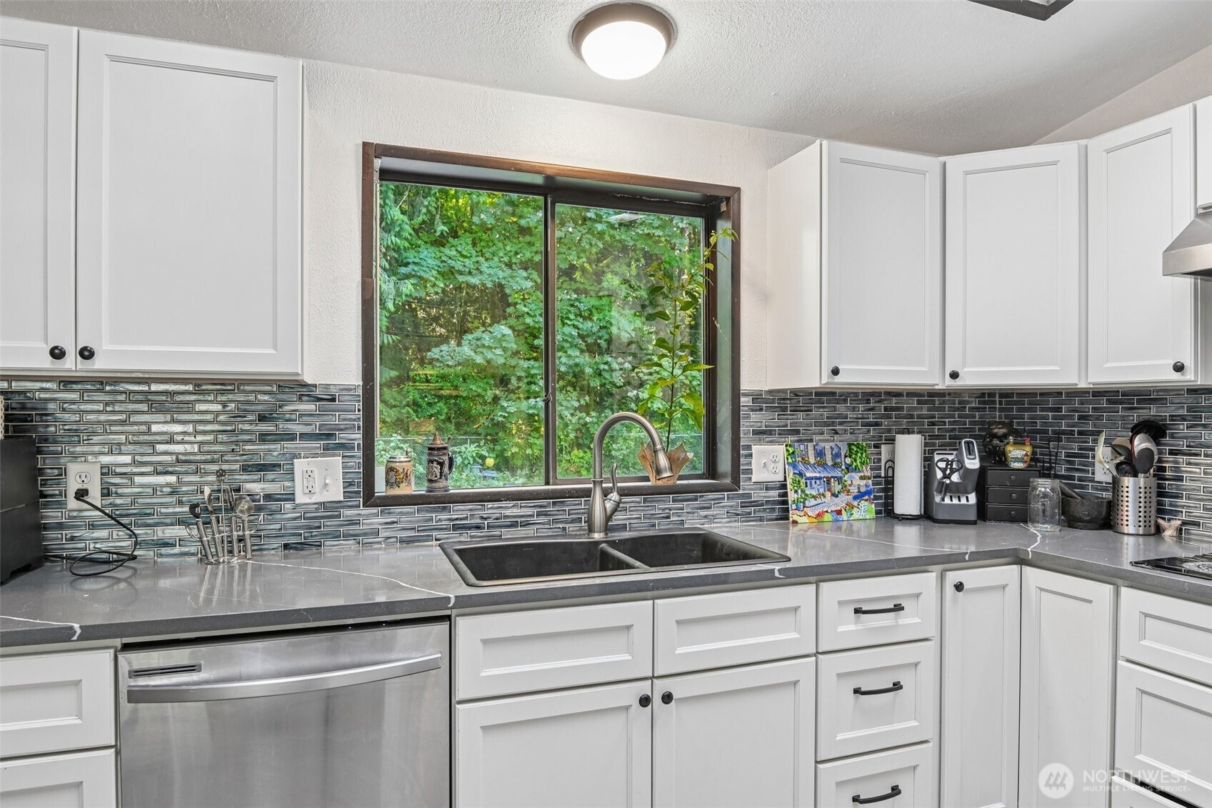 9244 Longhorn Loop Property Photo 11