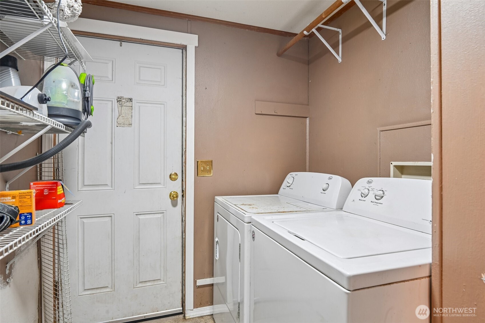 9244 Longhorn Loop Property Photo 19