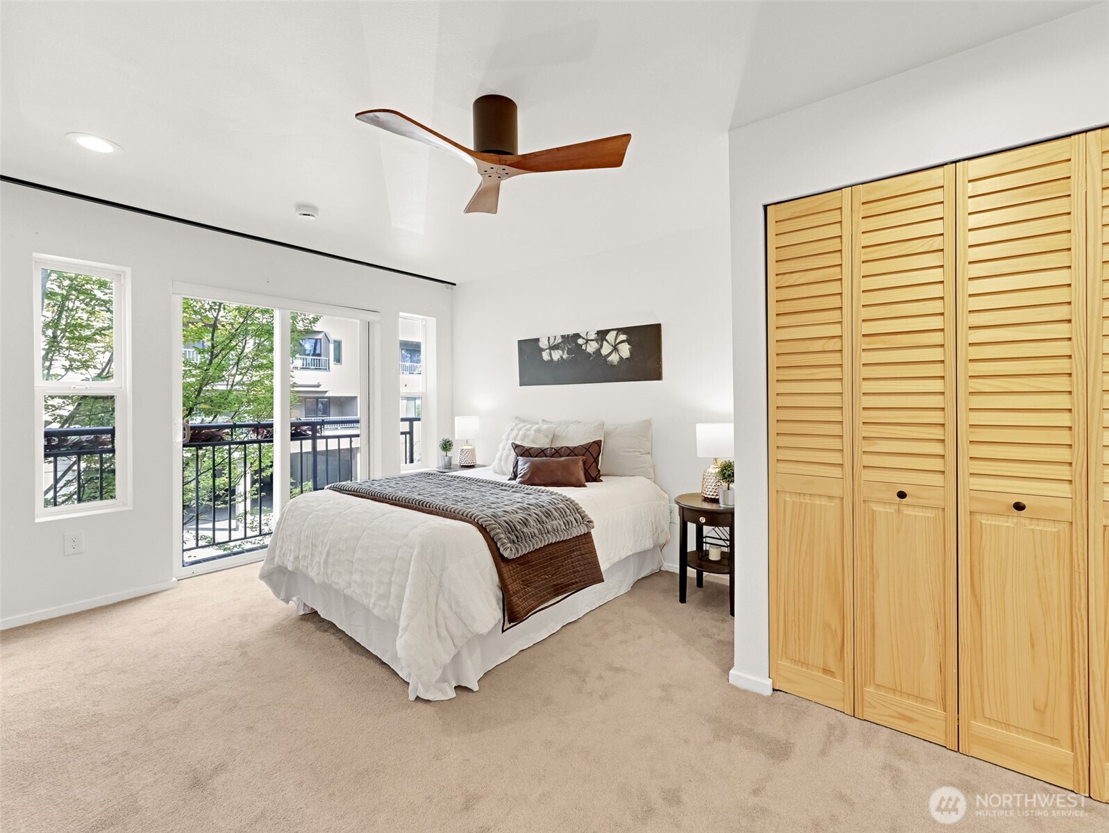 500 Aloha Street 305 Property Photo 14