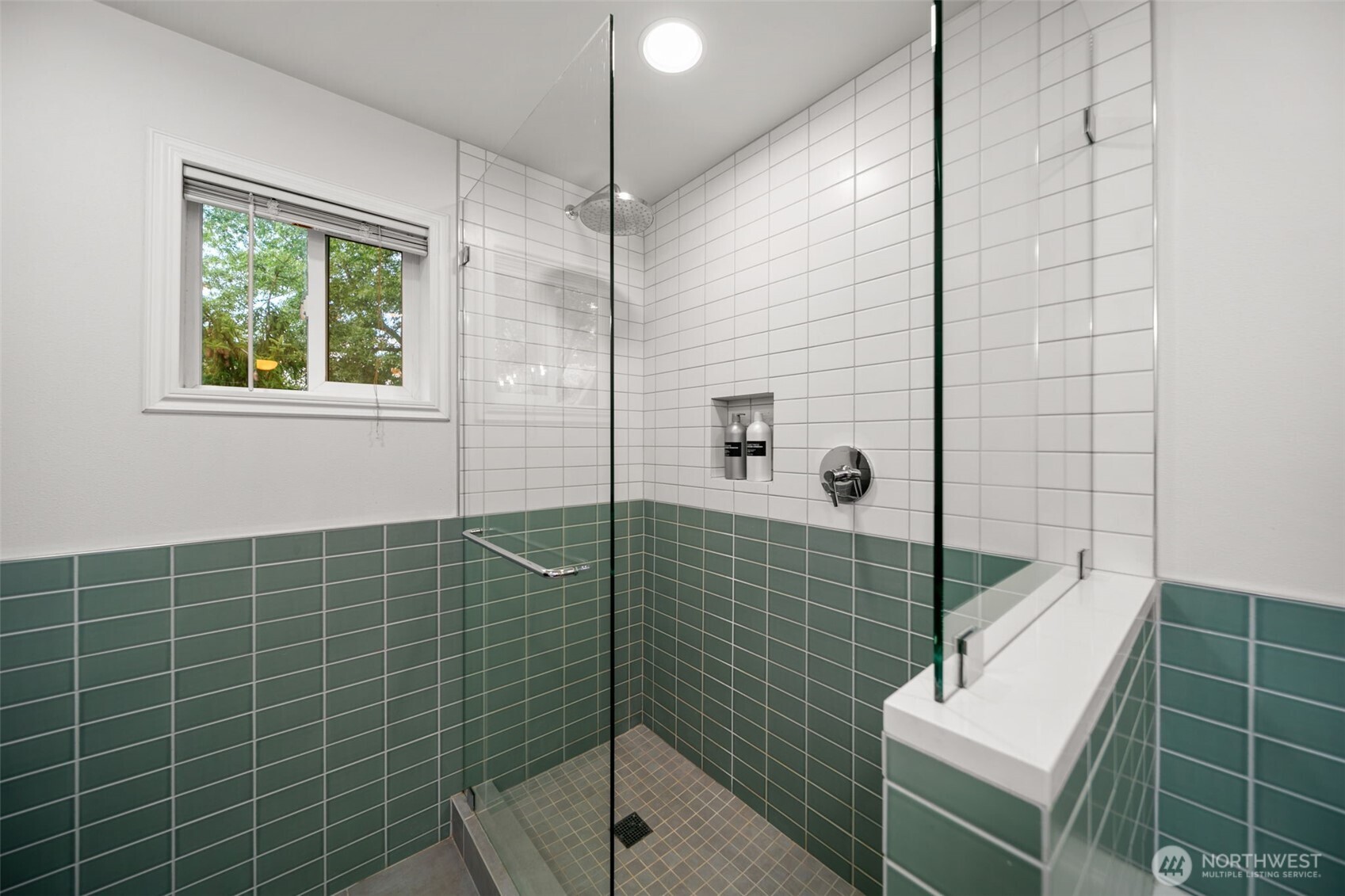 2020 Overlook Drive Property Photo 25