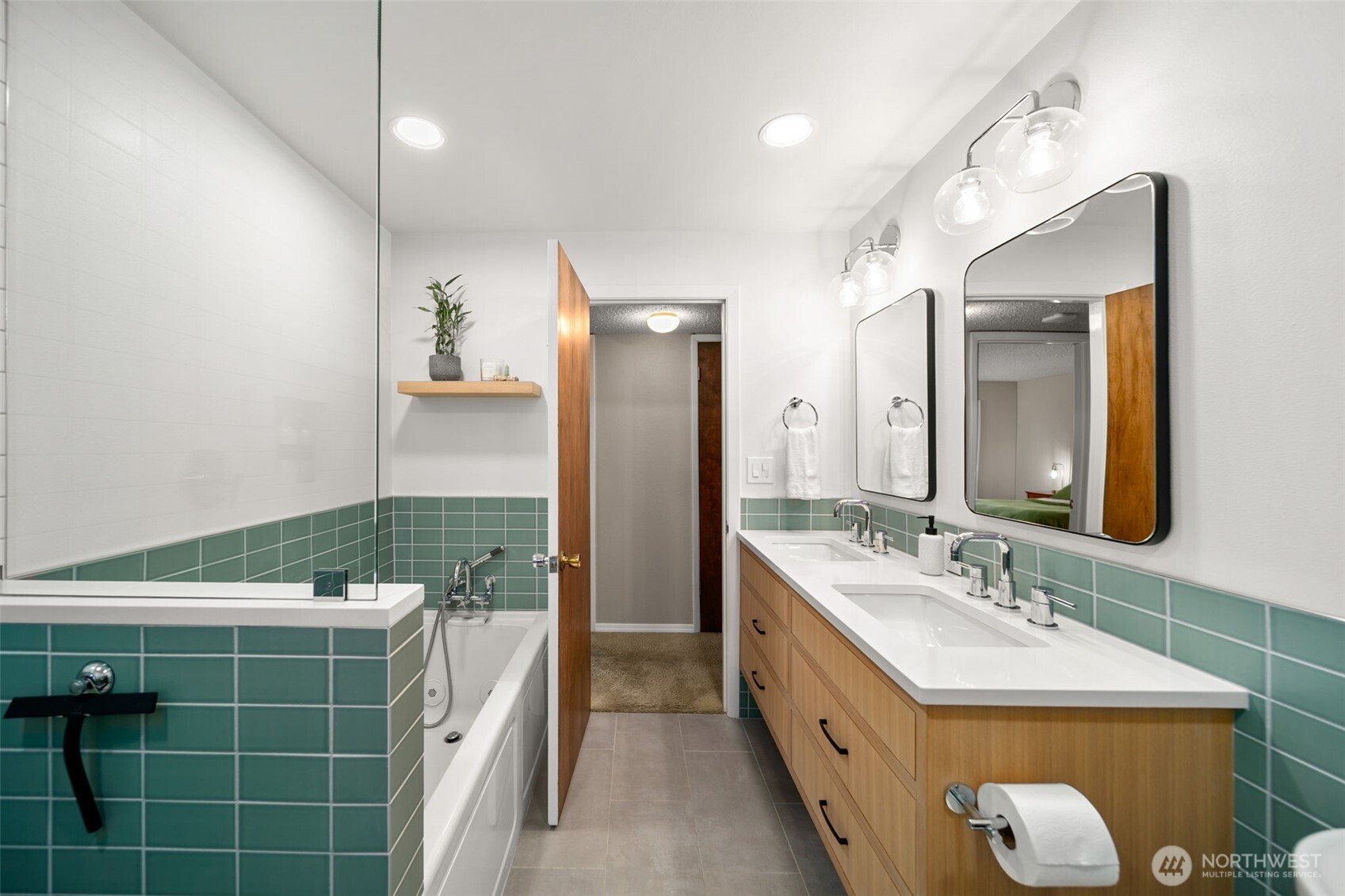 2020 Overlook Drive Property Photo 26