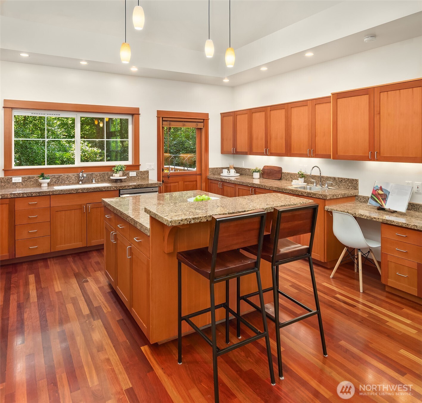 14744 Sivertson Road Property Photo 10
