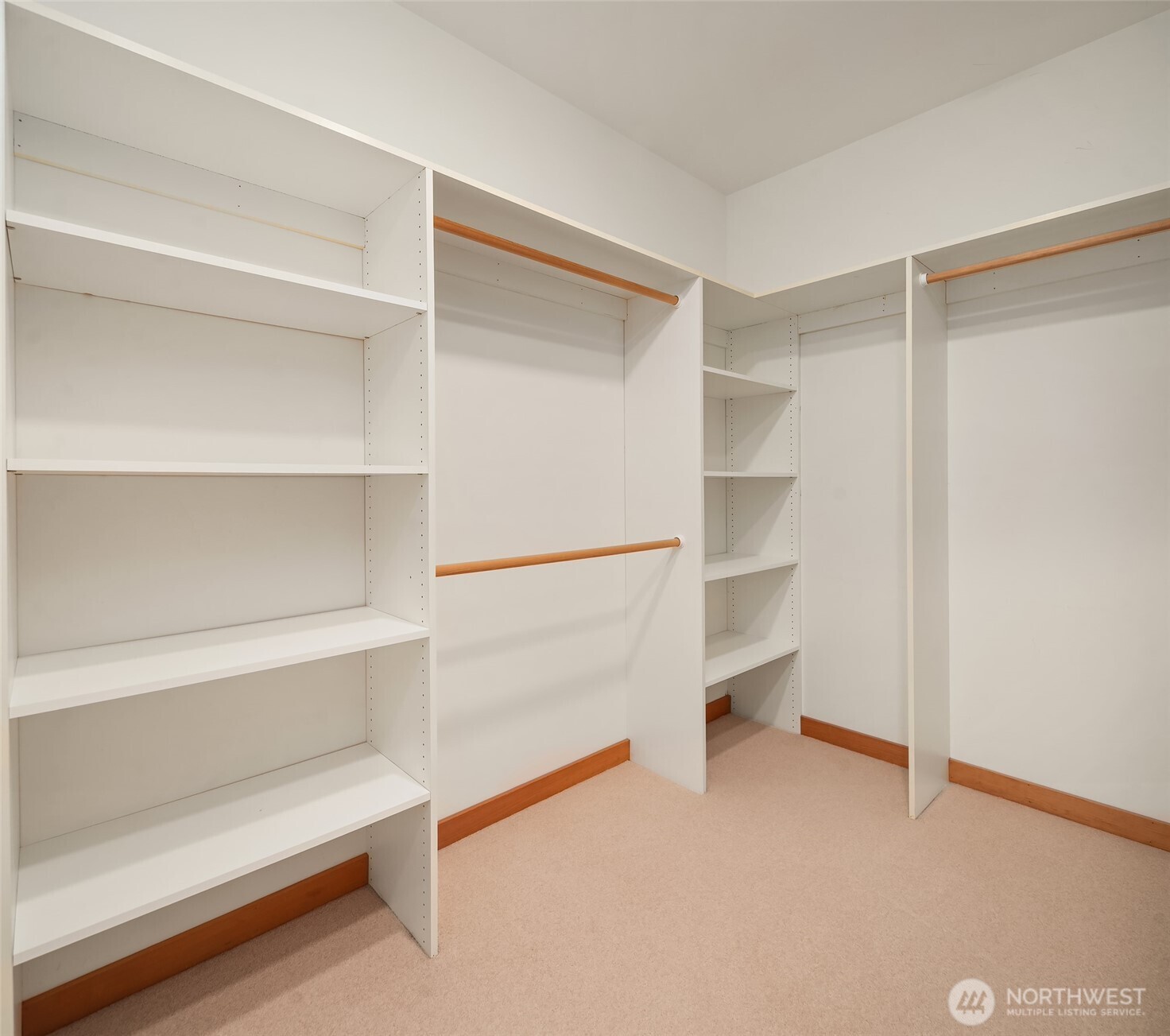 14744 Sivertson Road Property Photo 20