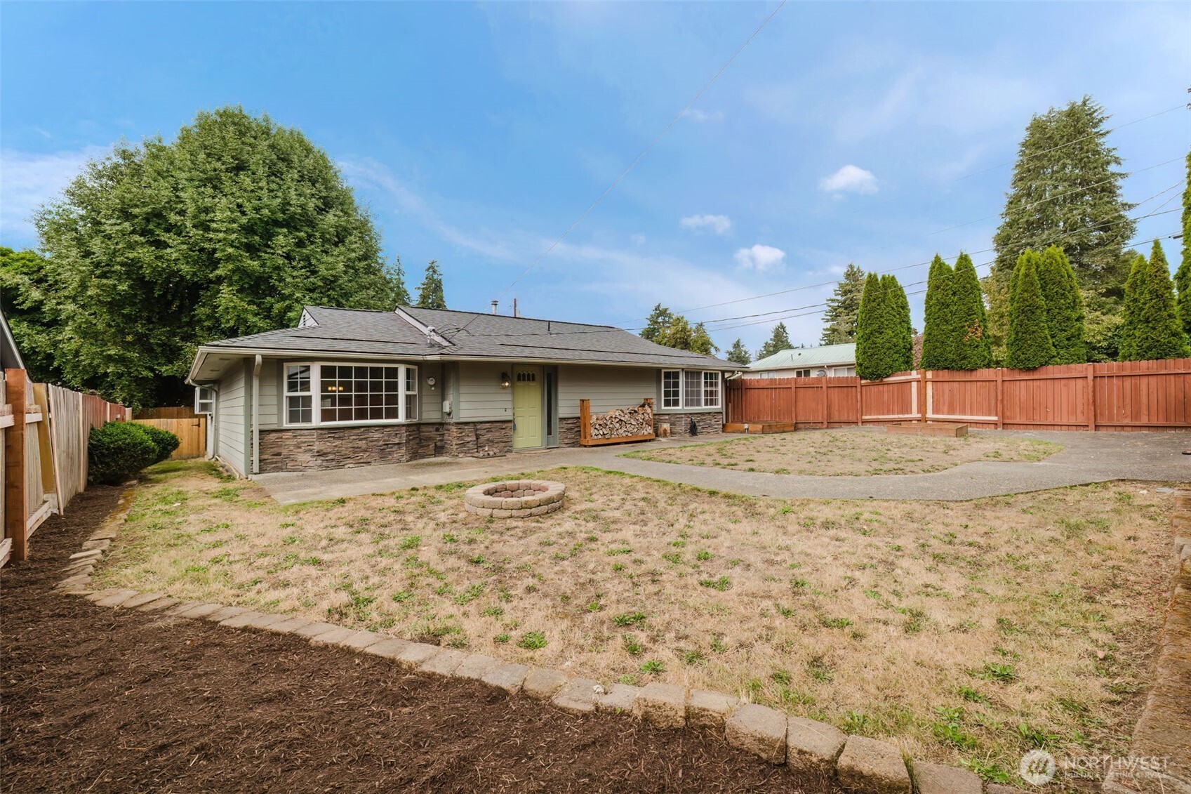 3313 Trenton Avenue Property Photo 2