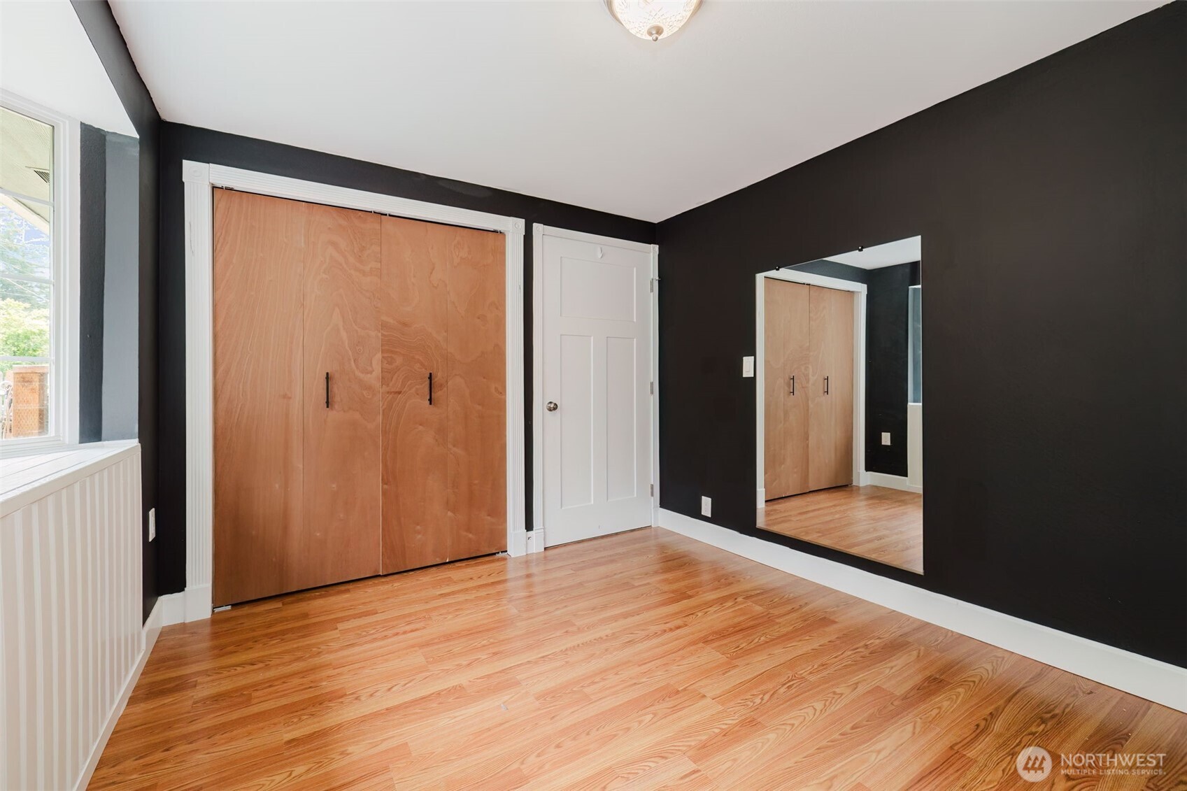 3313 Trenton Avenue Property Photo 17