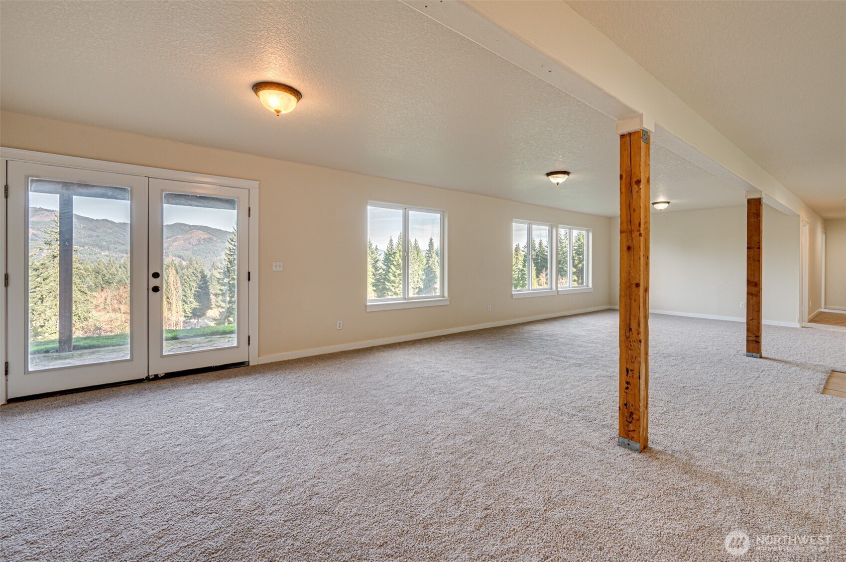 3900 Ne 425th Street Property Photo 17