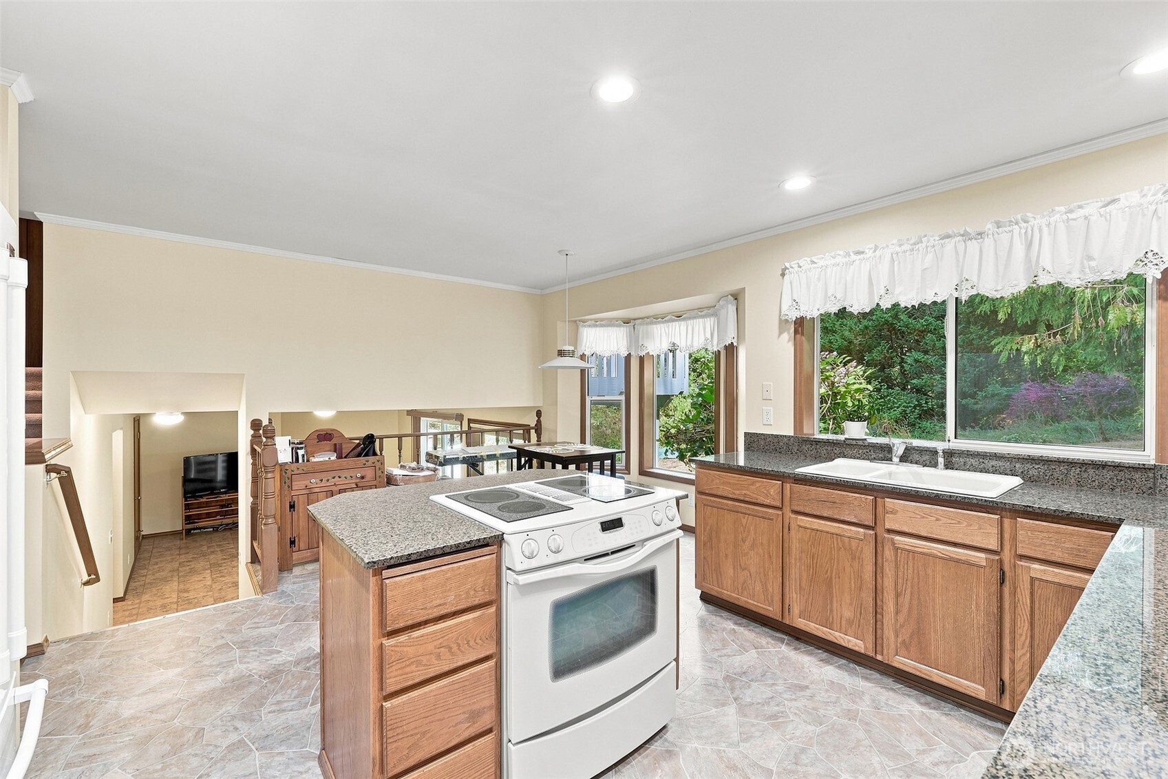 18232 126th Street Property Photo 10