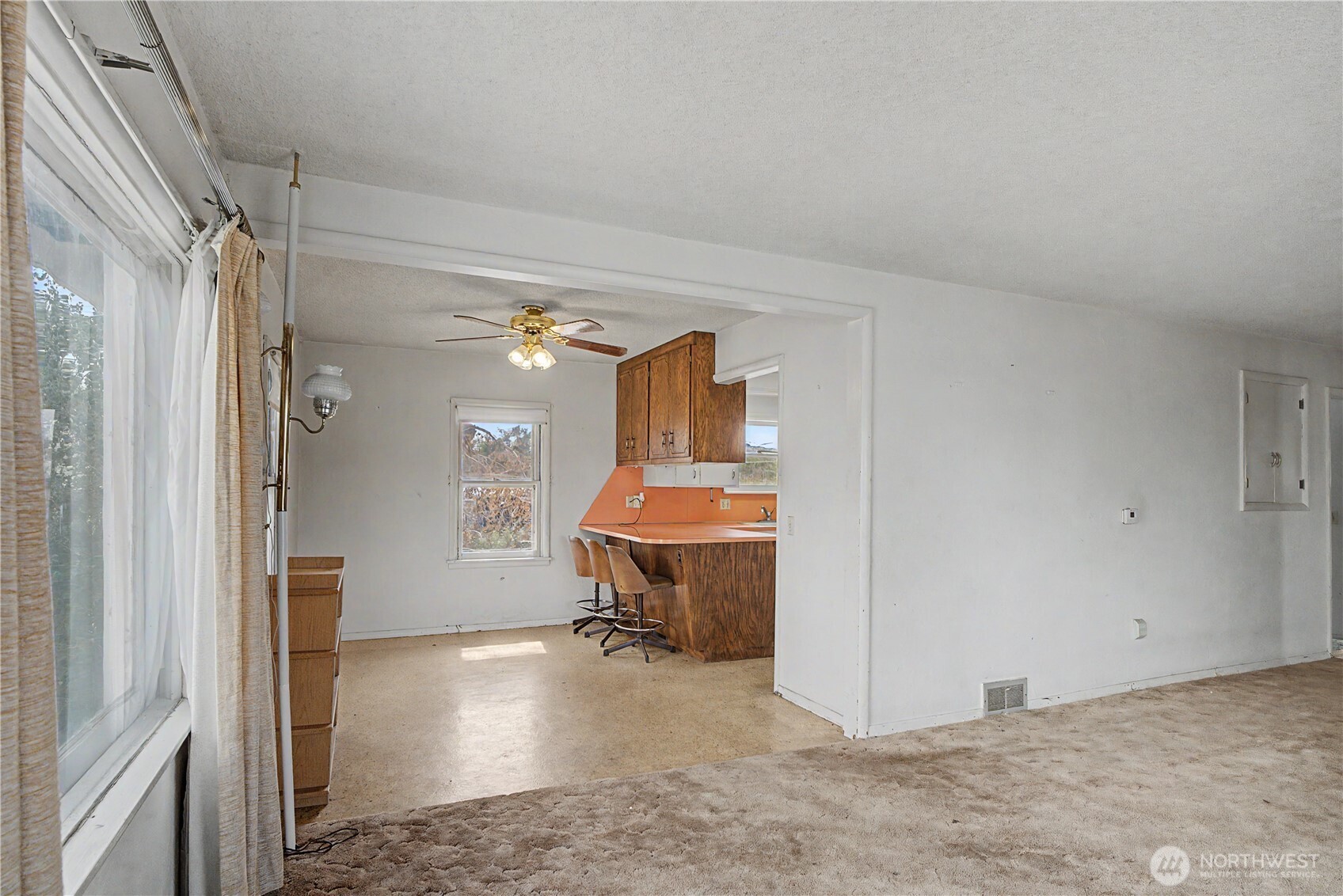 1102 Dobson Road Property Photo 5
