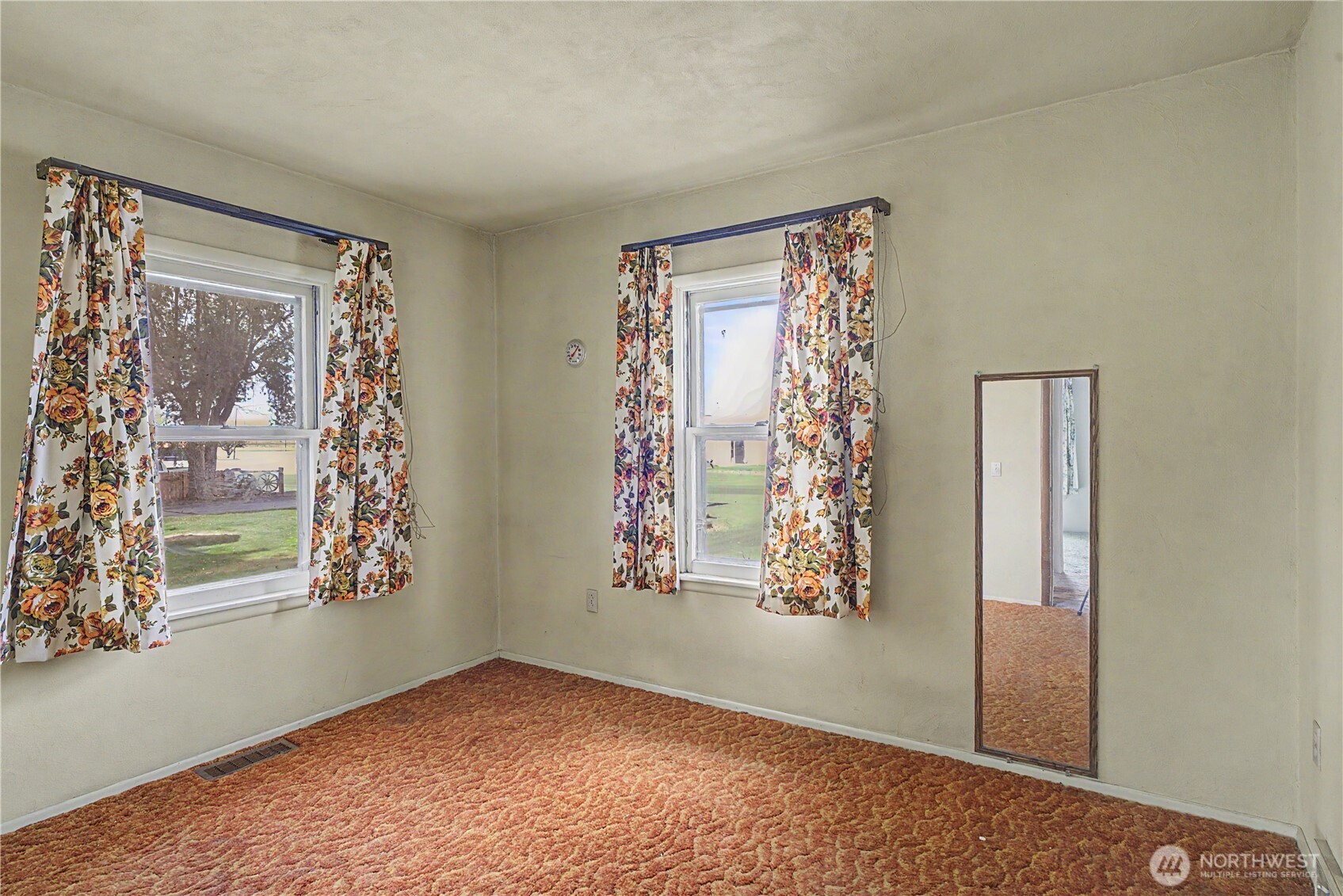 1102 Dobson Road Property Photo 9