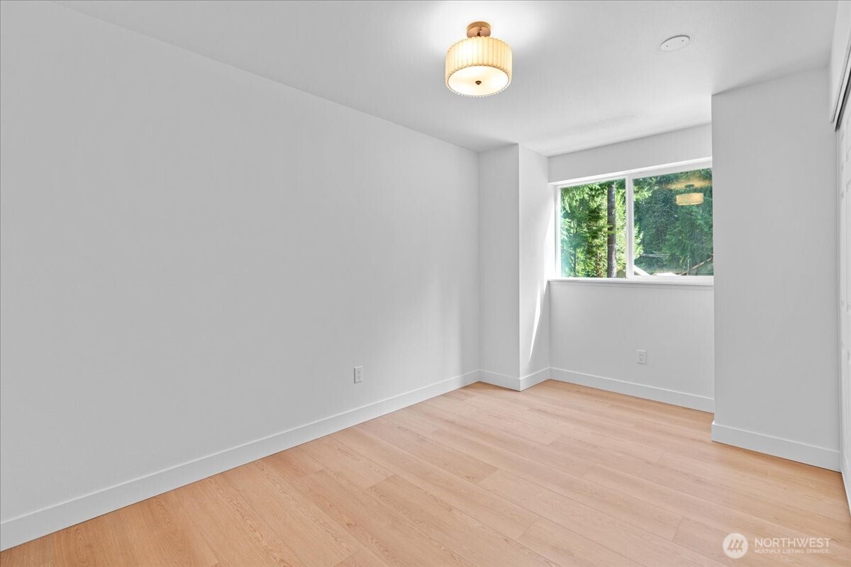 6734 Richards Avenue Property Photo 15