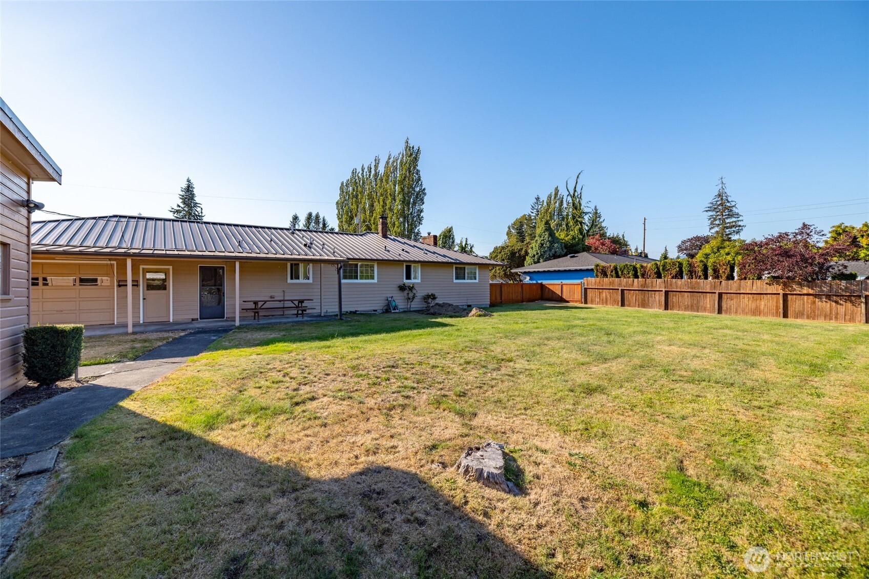 243 Carter Street Property Photo 19