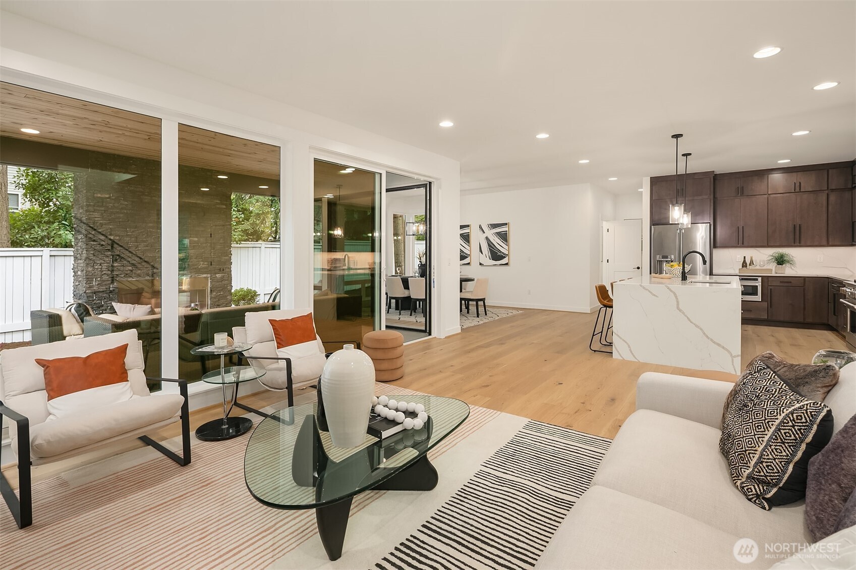 13707 41st Avenue Property Photo 9