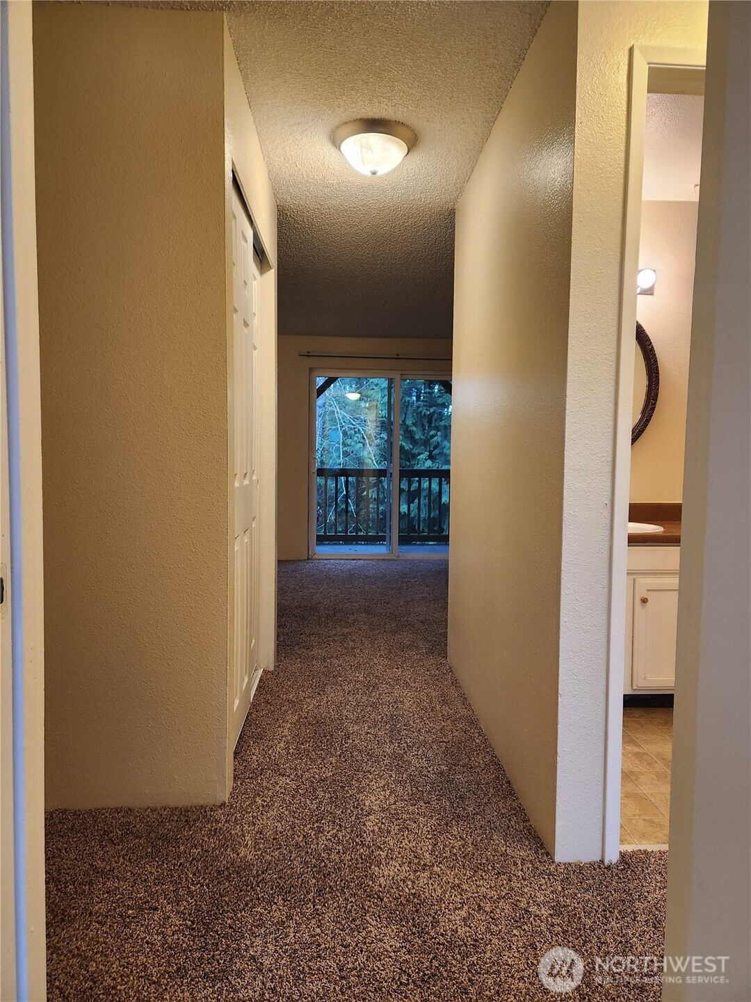 1936 Lincoln Avenue 202 Property Photo 2