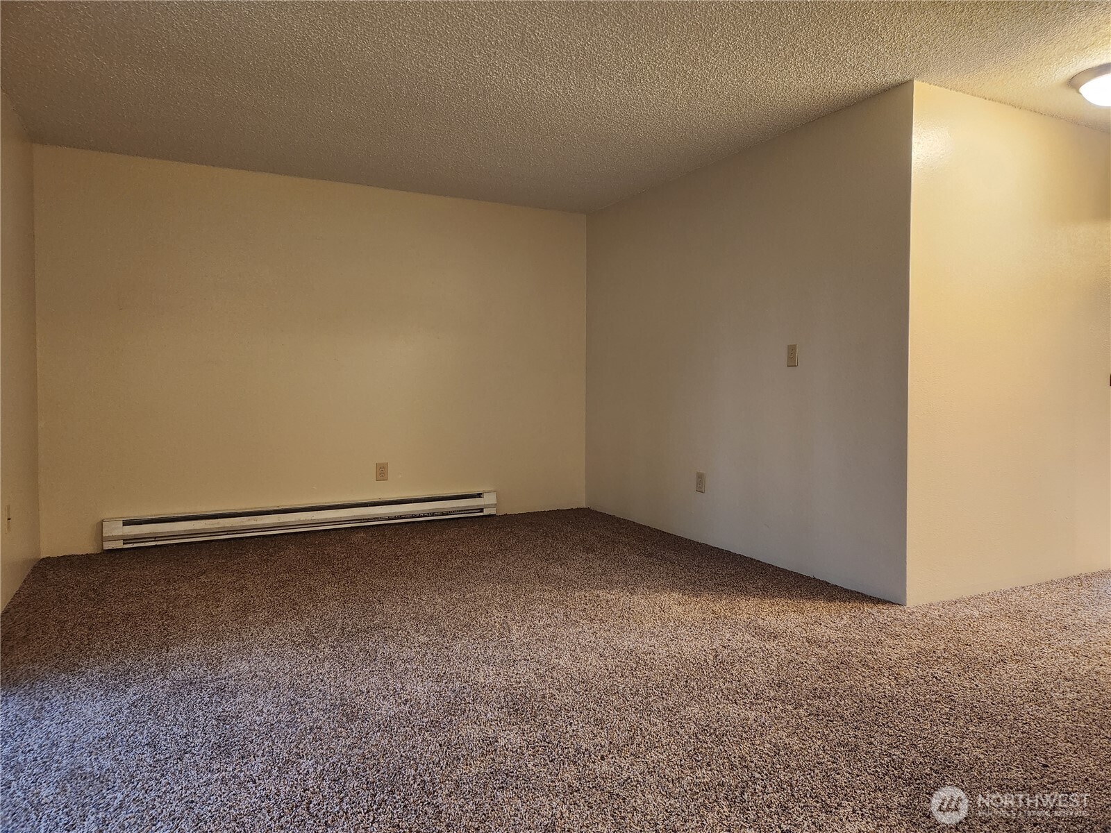 1936 Lincoln Avenue 202 Property Photo 8