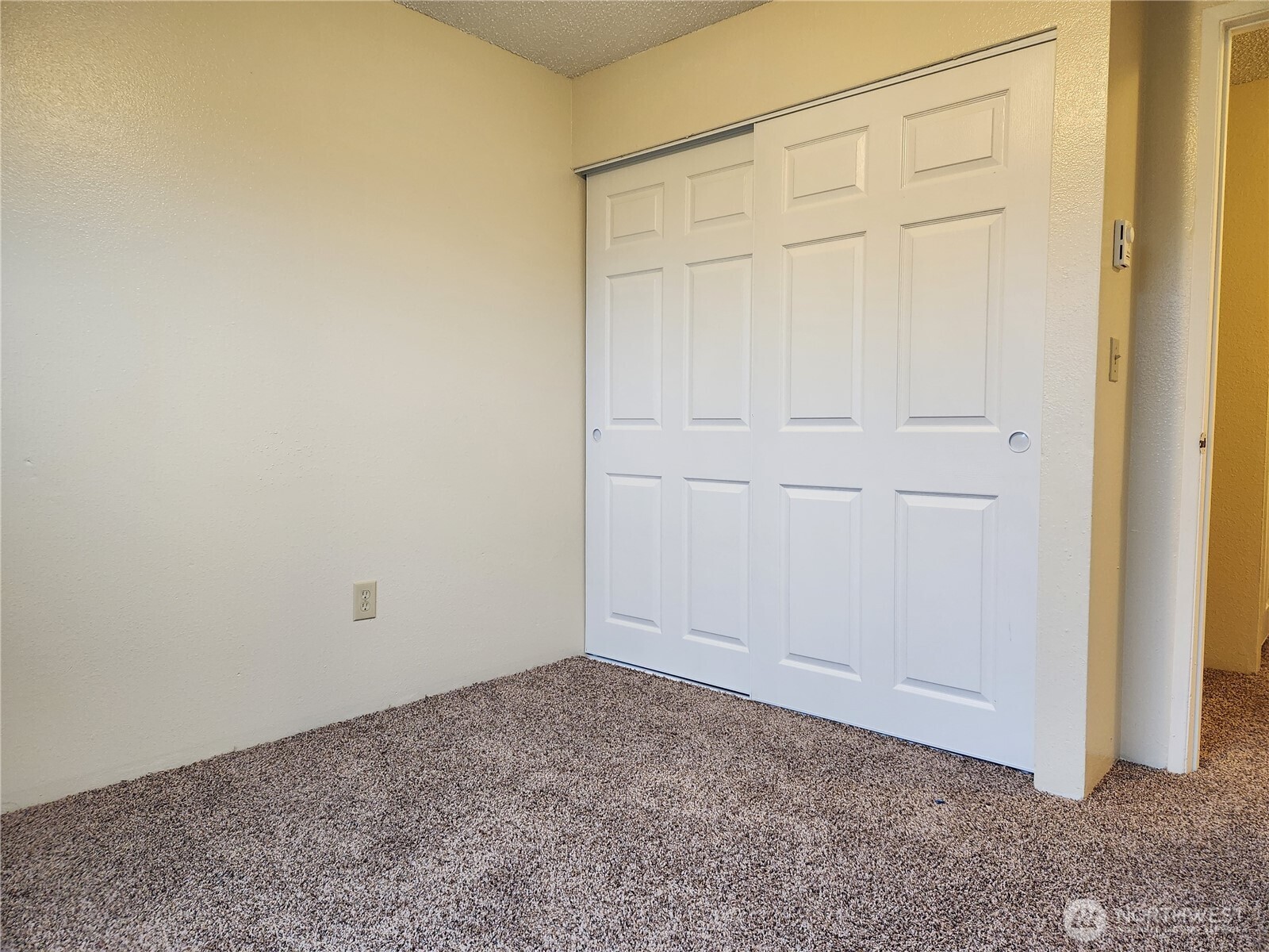 1936 Lincoln Avenue 202 Property Photo 10