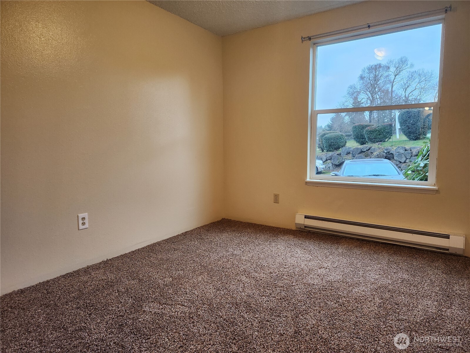 1936 Lincoln Avenue 202 Property Photo 12