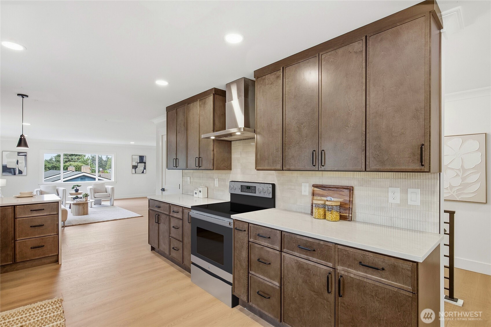 4021 Sunset Drive Property Photo 8