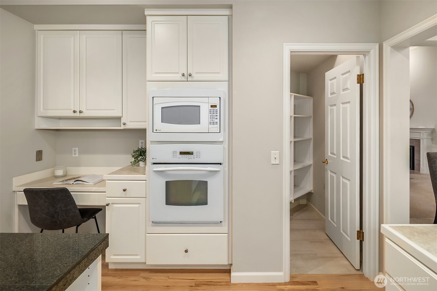 2736 258th Place Property Photo 11