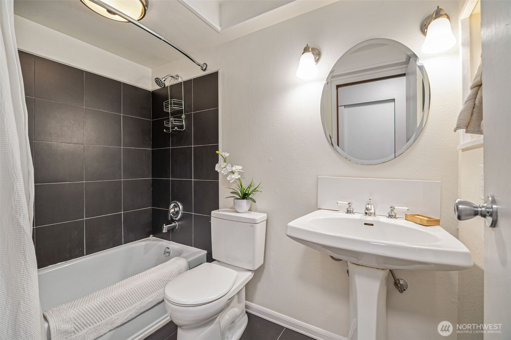 9032 Ne 132nd Place Property Photo 12