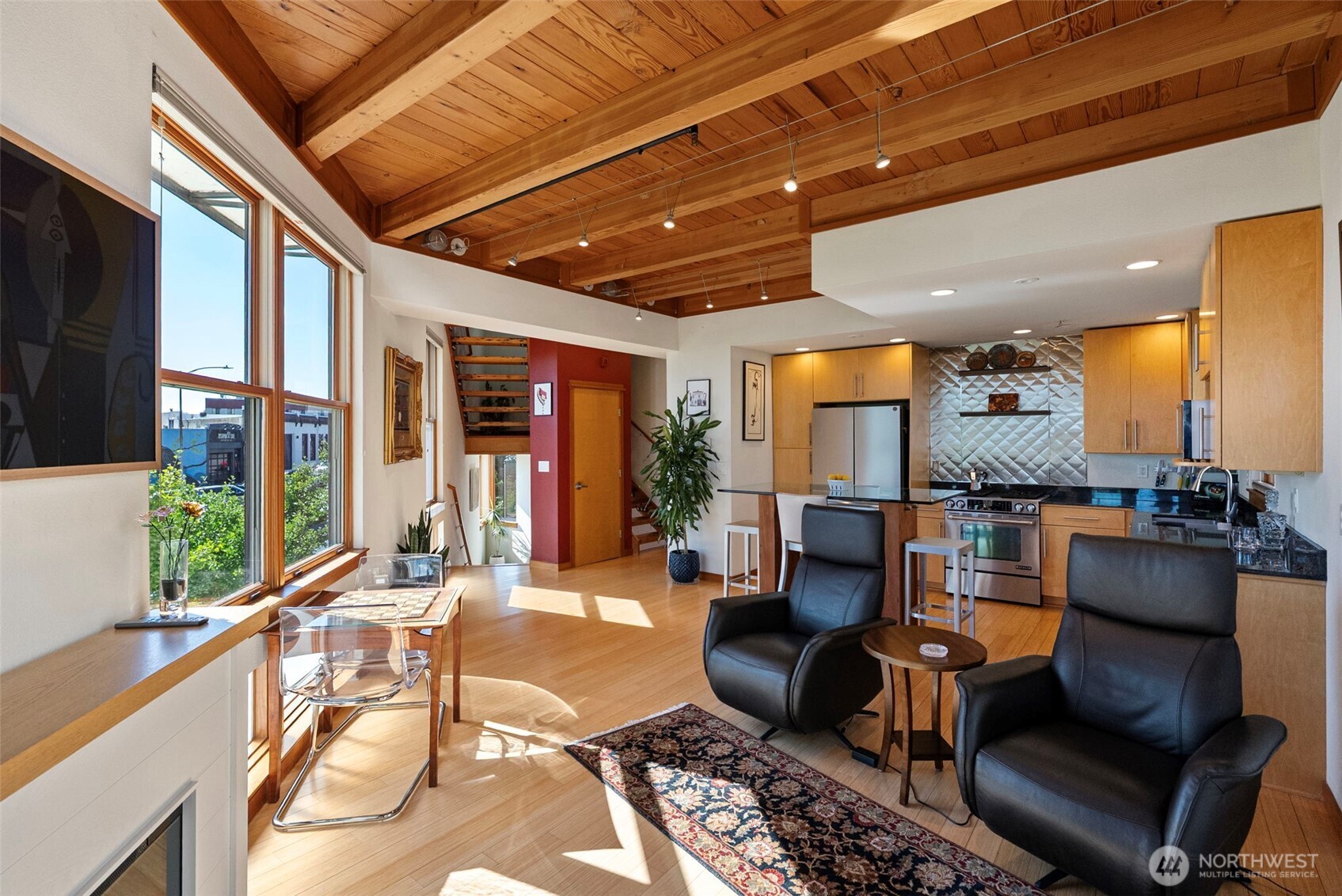 602 S Baker Street Property Photo 15