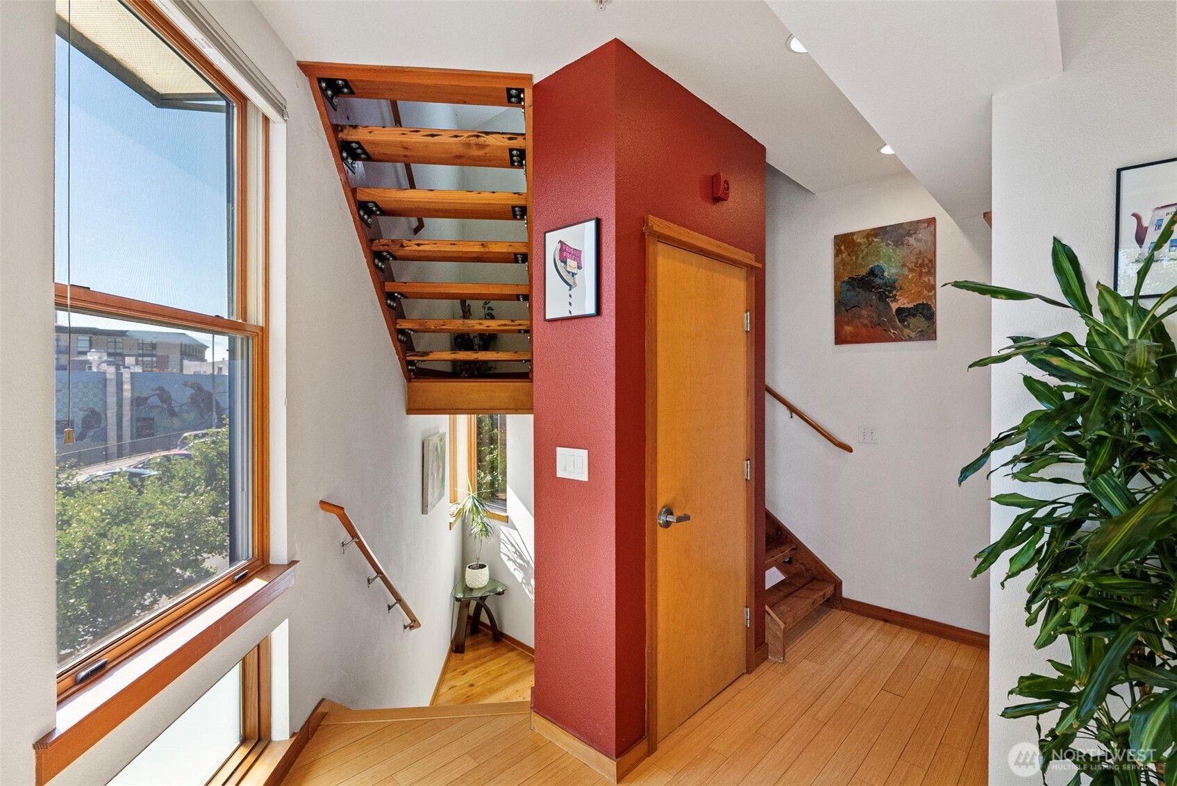 602 S Baker Street Property Photo 19
