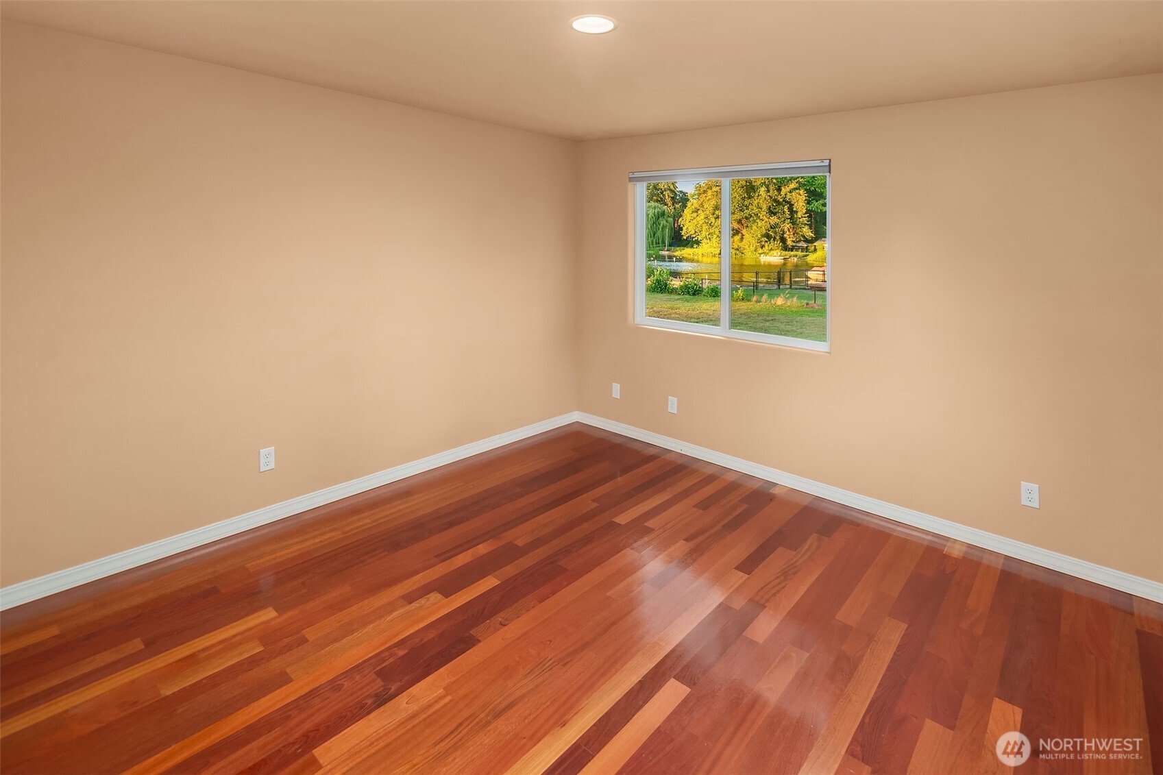 823 173rd Street Property Photo 21