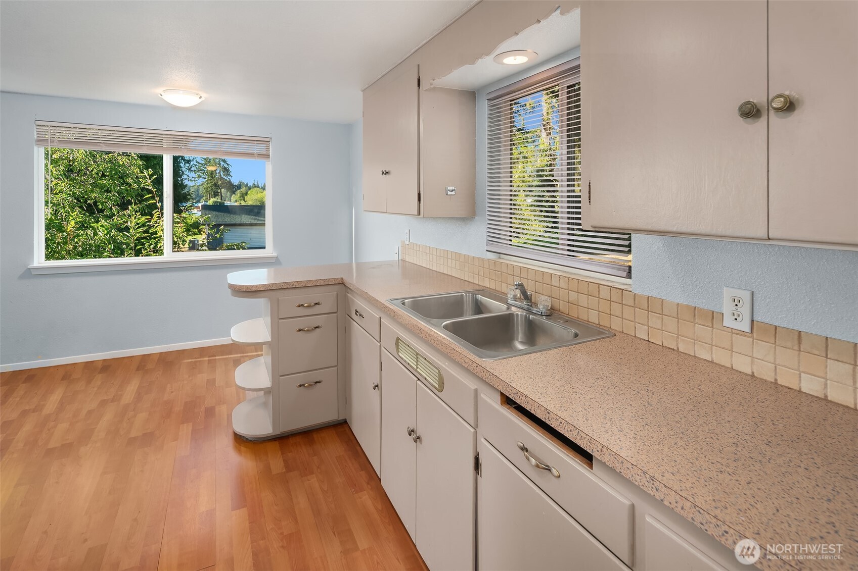 823 173rd Street Property Photo 38