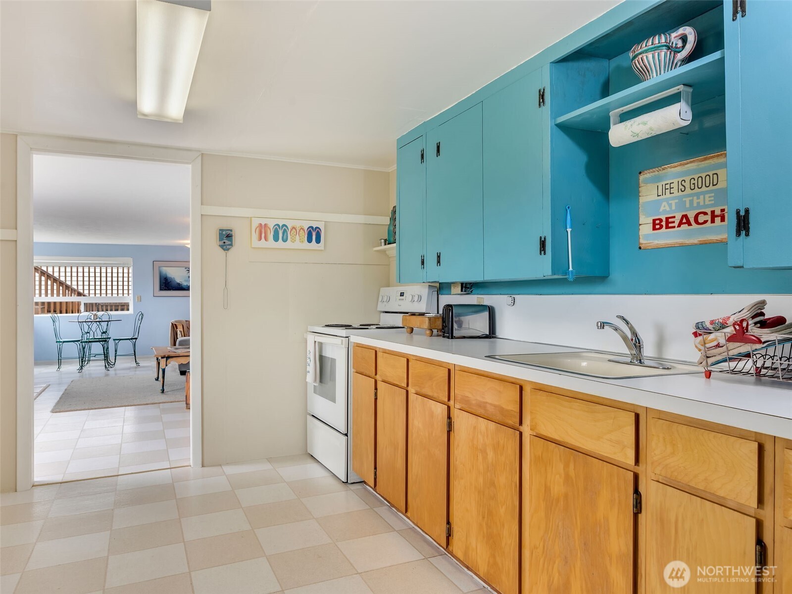 12905 N Alley Property Photo 9