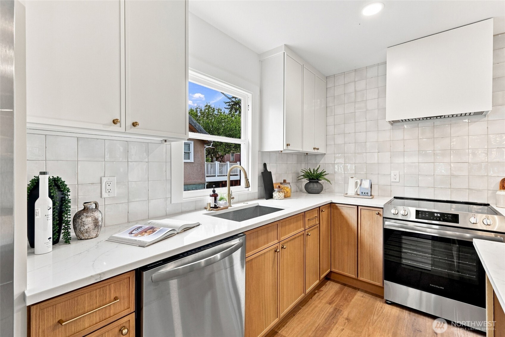 811 N L Street Property Photo 9