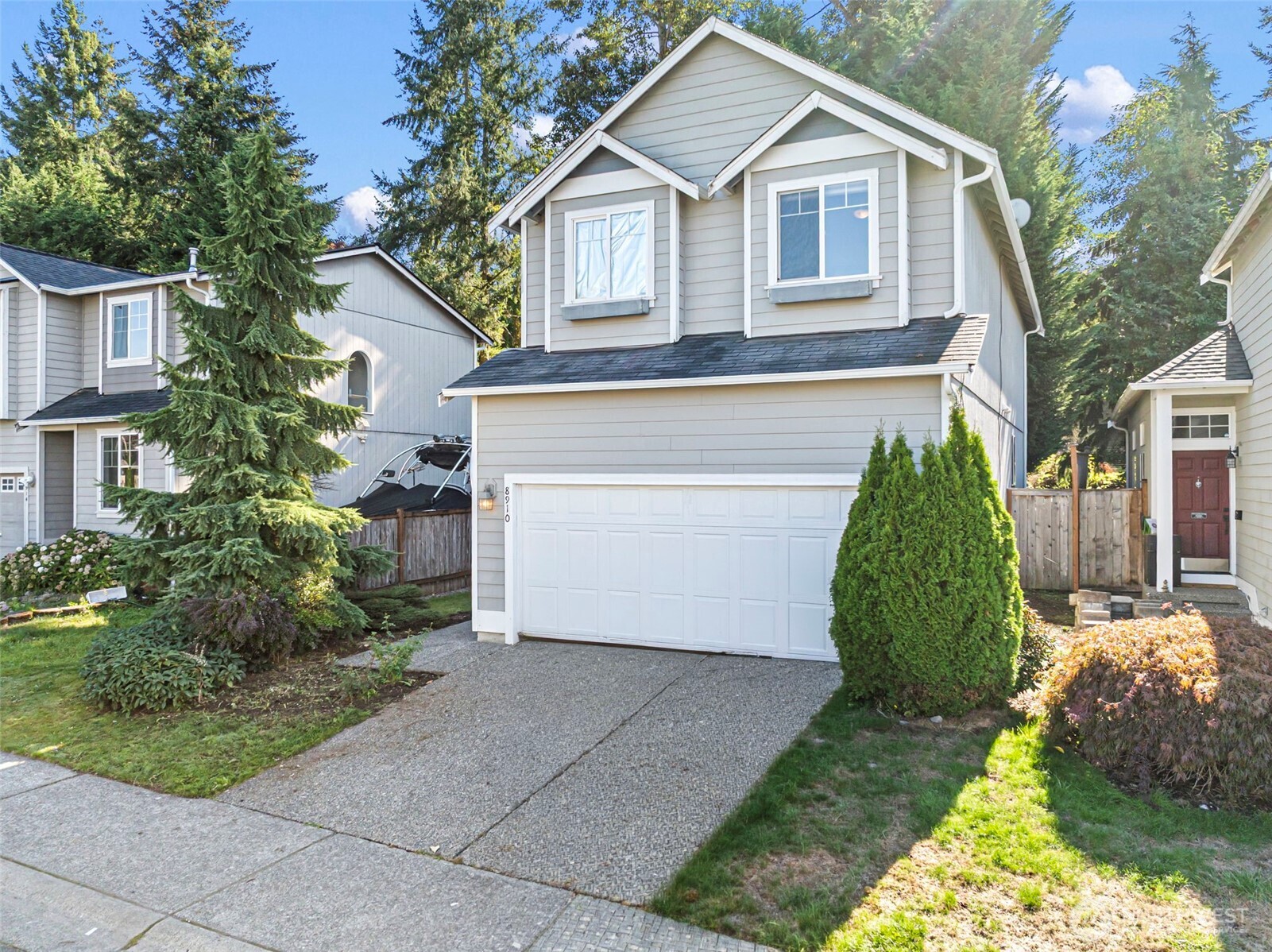 8910 161st Street Property Photo 1