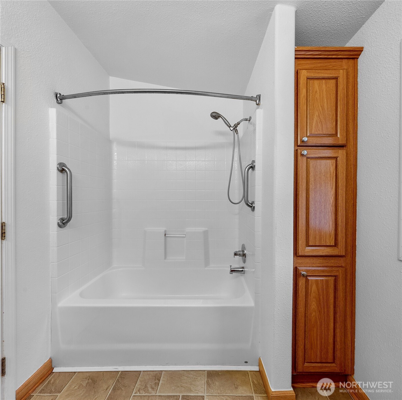8585 Harborview Road 5 Property Photo 19