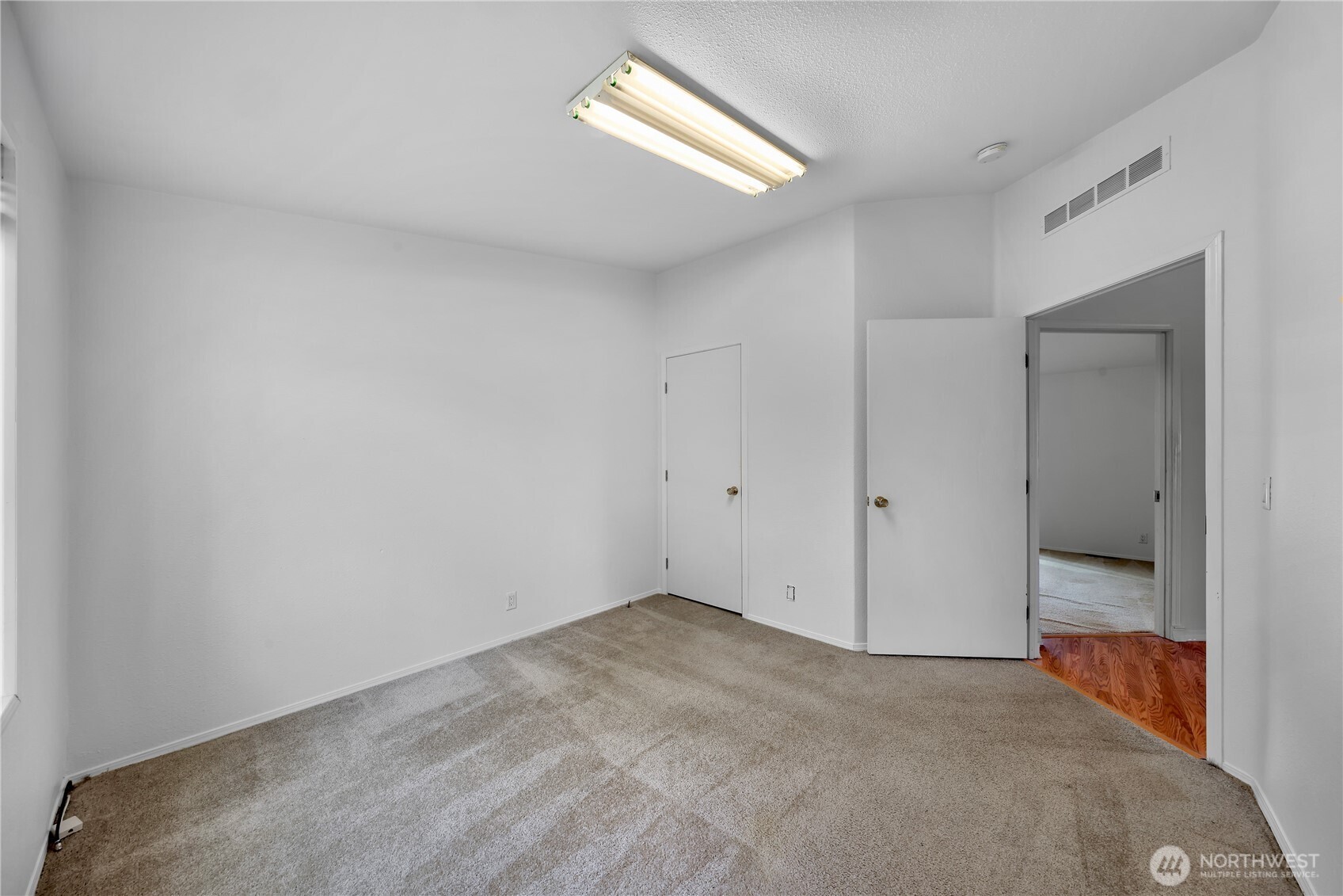 8585 Harborview Road 5 Property Photo 21