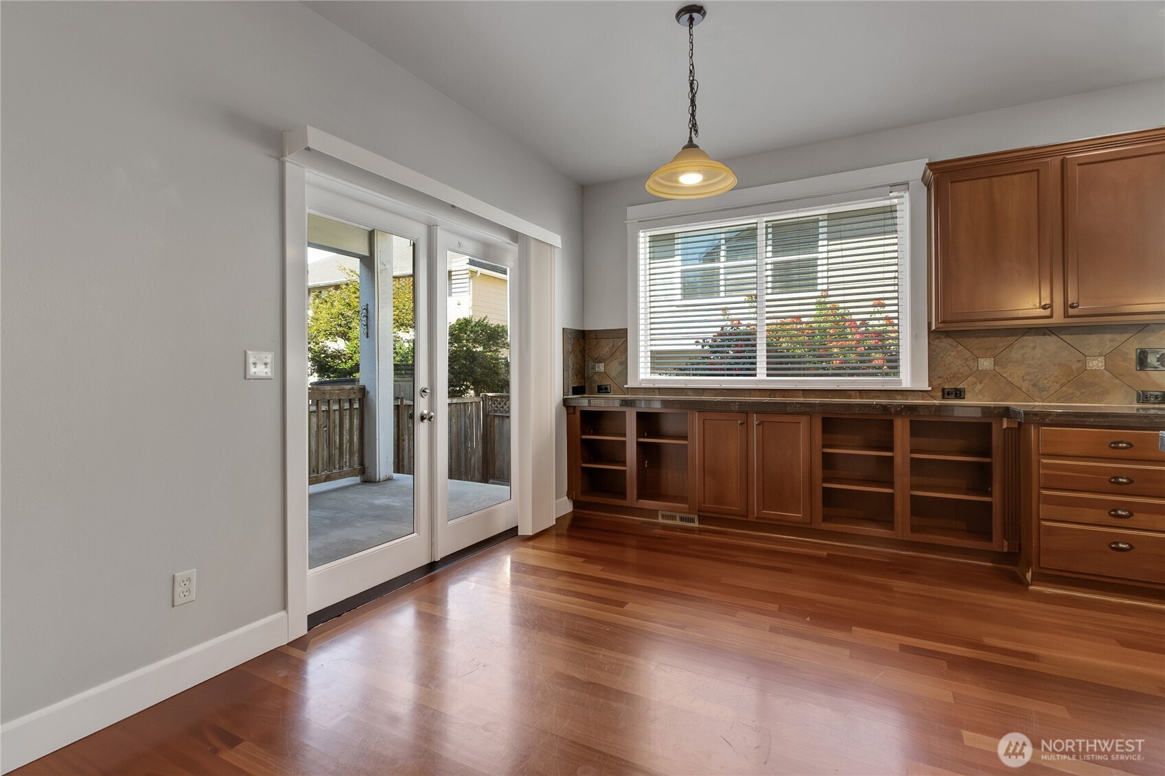 8413 154th Street Property Photo 9
