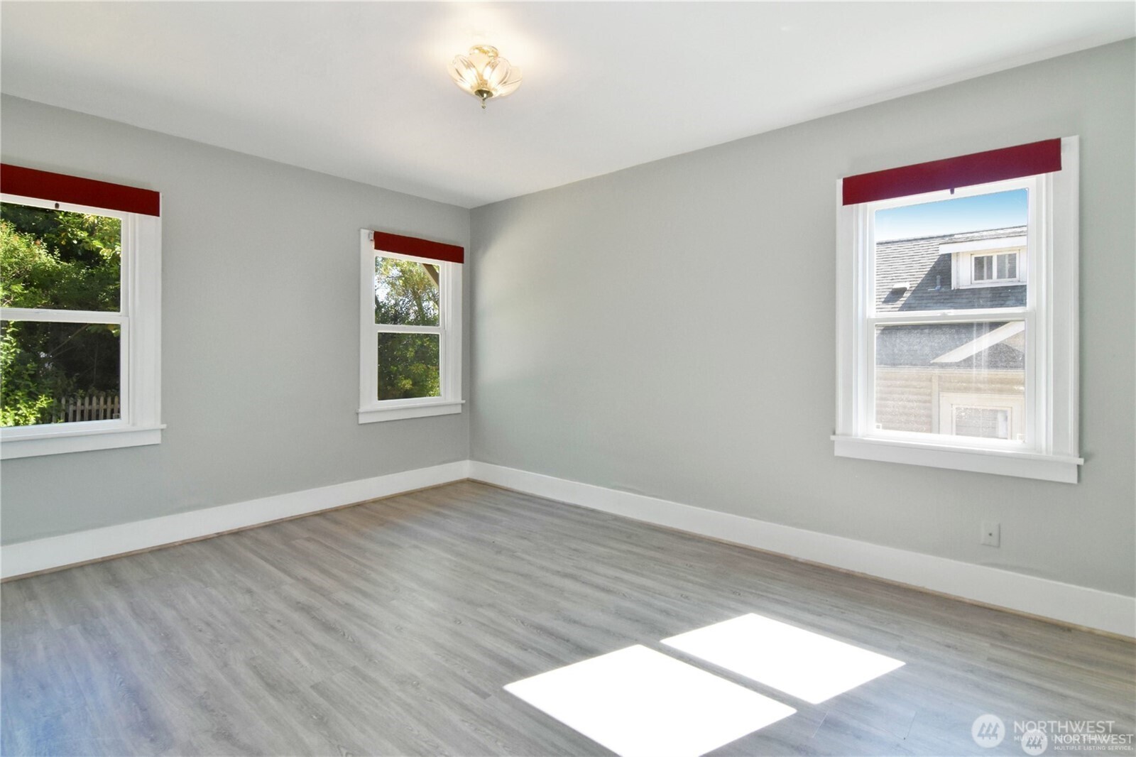328 Ne 52nd Street Property Photo 14