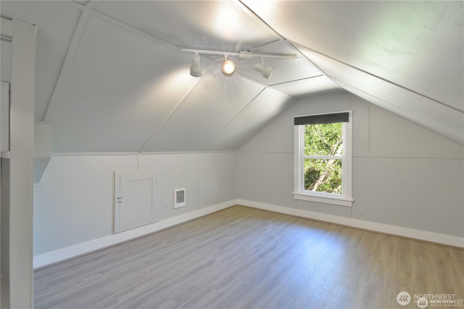 328 Ne 52nd Street Property Photo 21