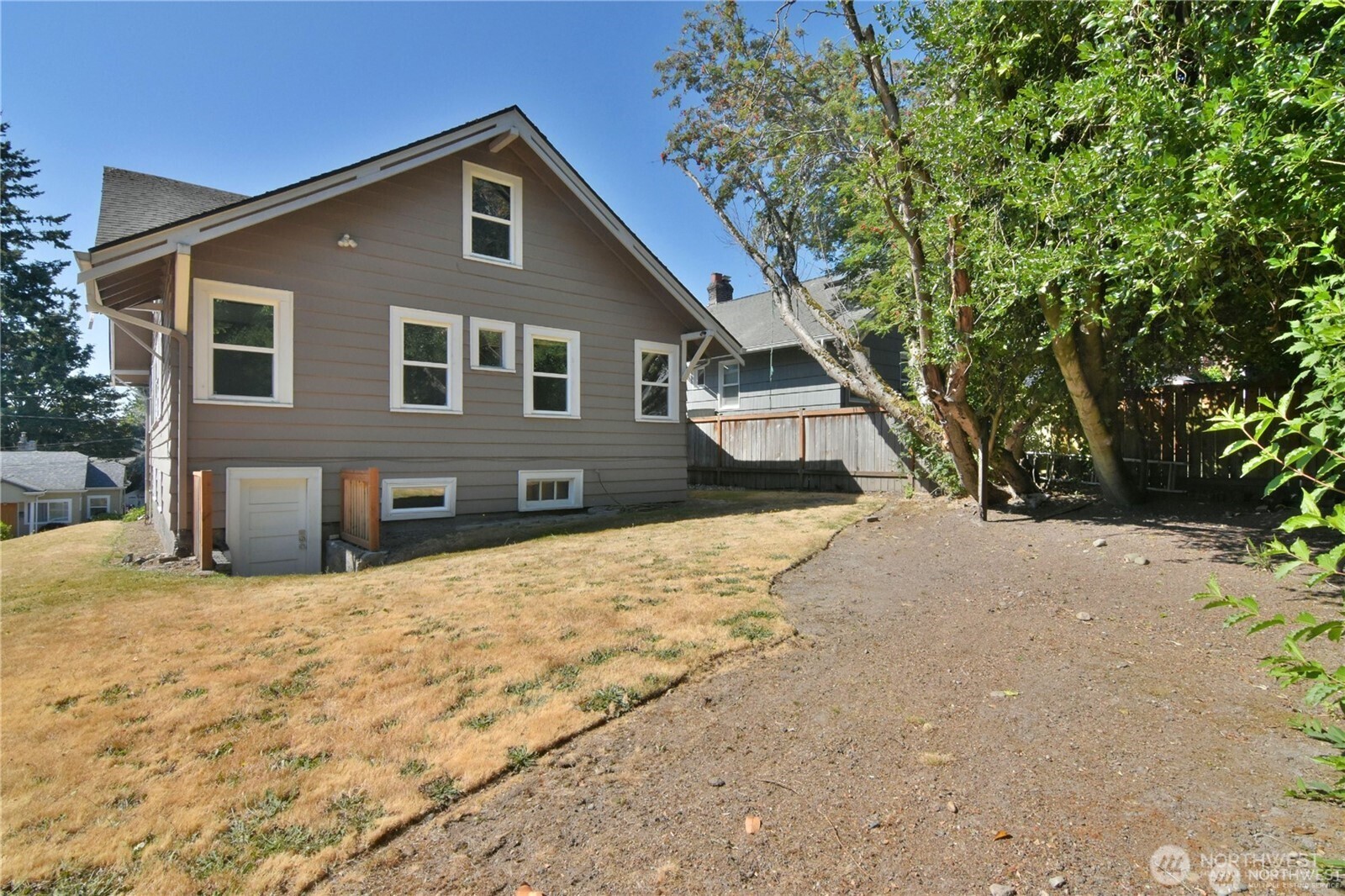 328 Ne 52nd Street Property Photo 30